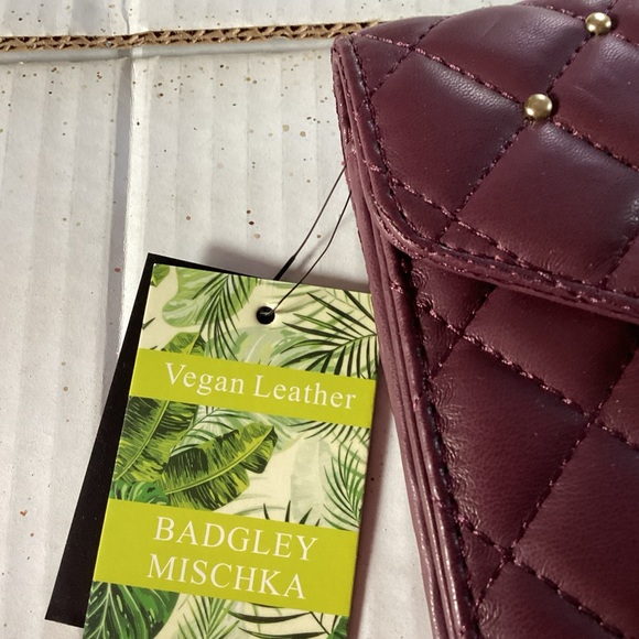 Badgley Mischka Plum Diamond Quilted Cross Body Clutch Bag New with Tags - Picture 3 of 7